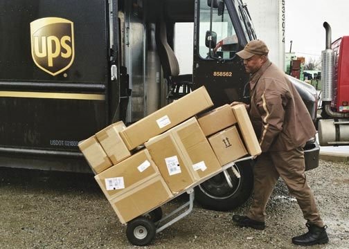 201710314235431_ups.jpg