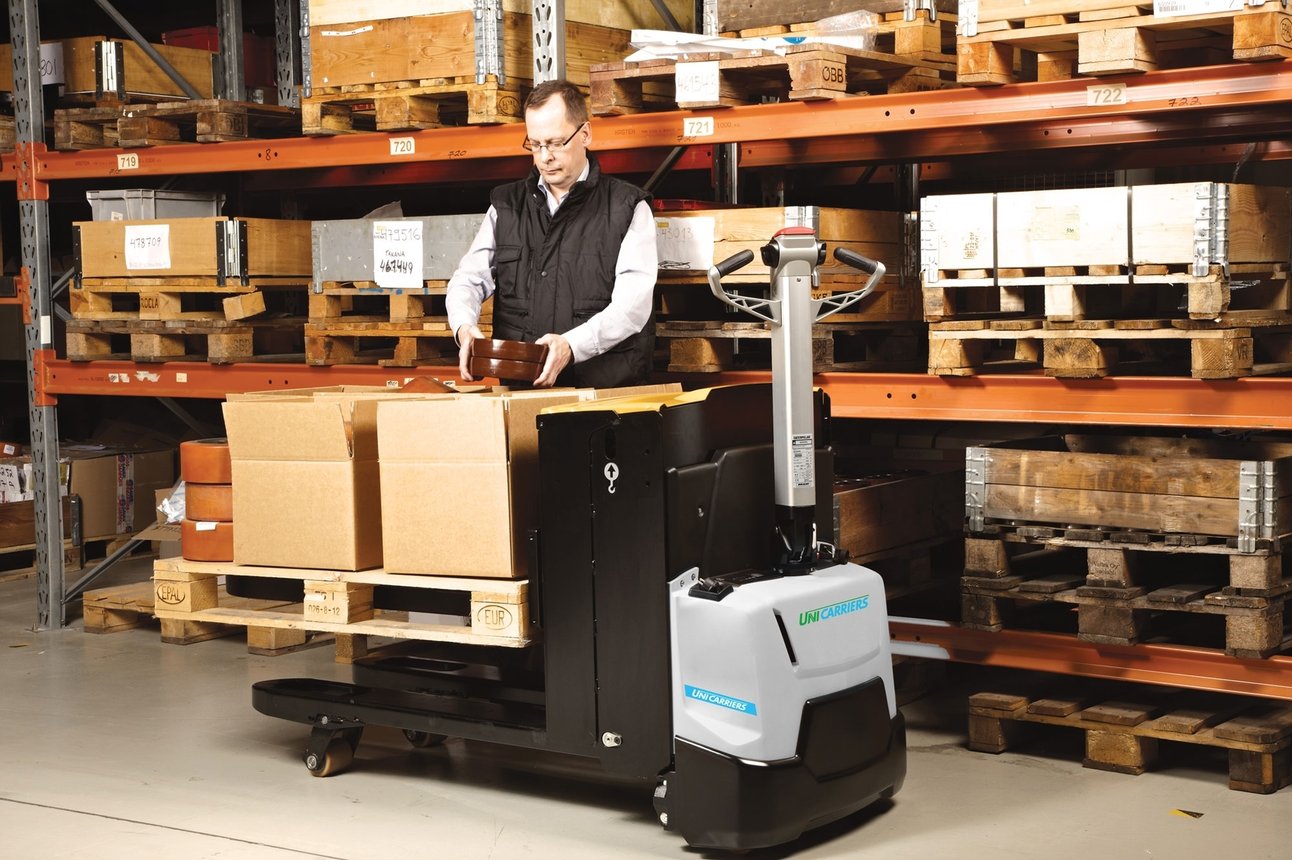2017121213454061_unicarriers.jpg