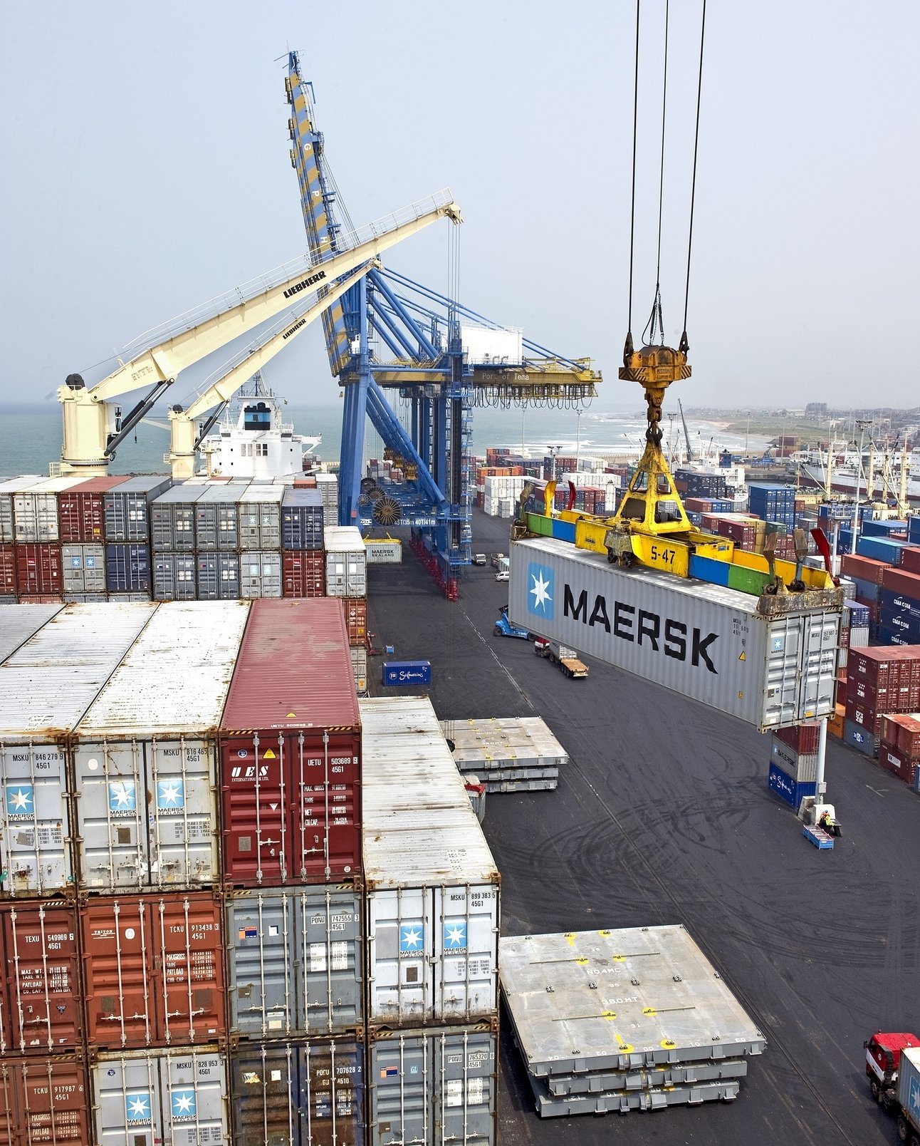 2017126165626638_maersk-line-low-8.jpg