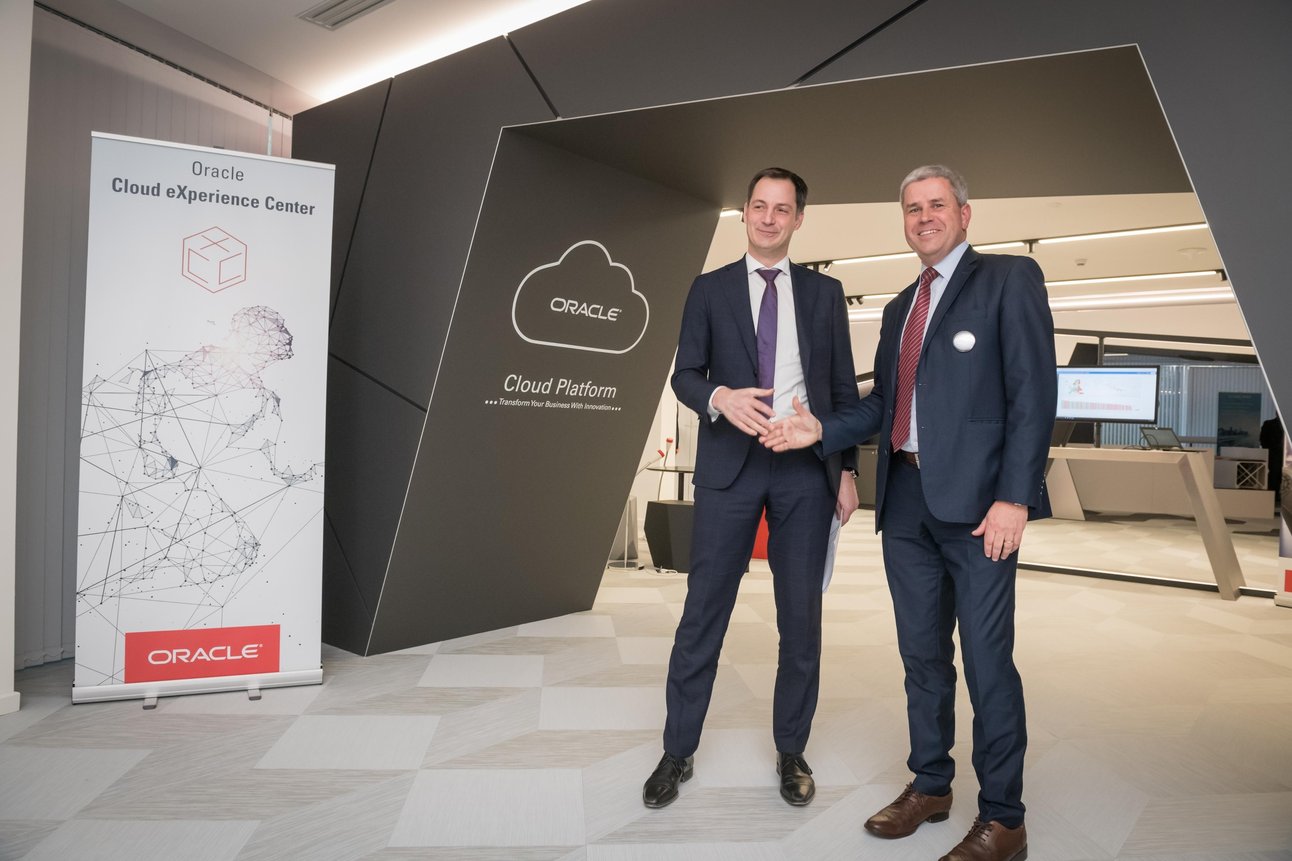 2018227135713453_oracle-cloud-experience-center.jpg