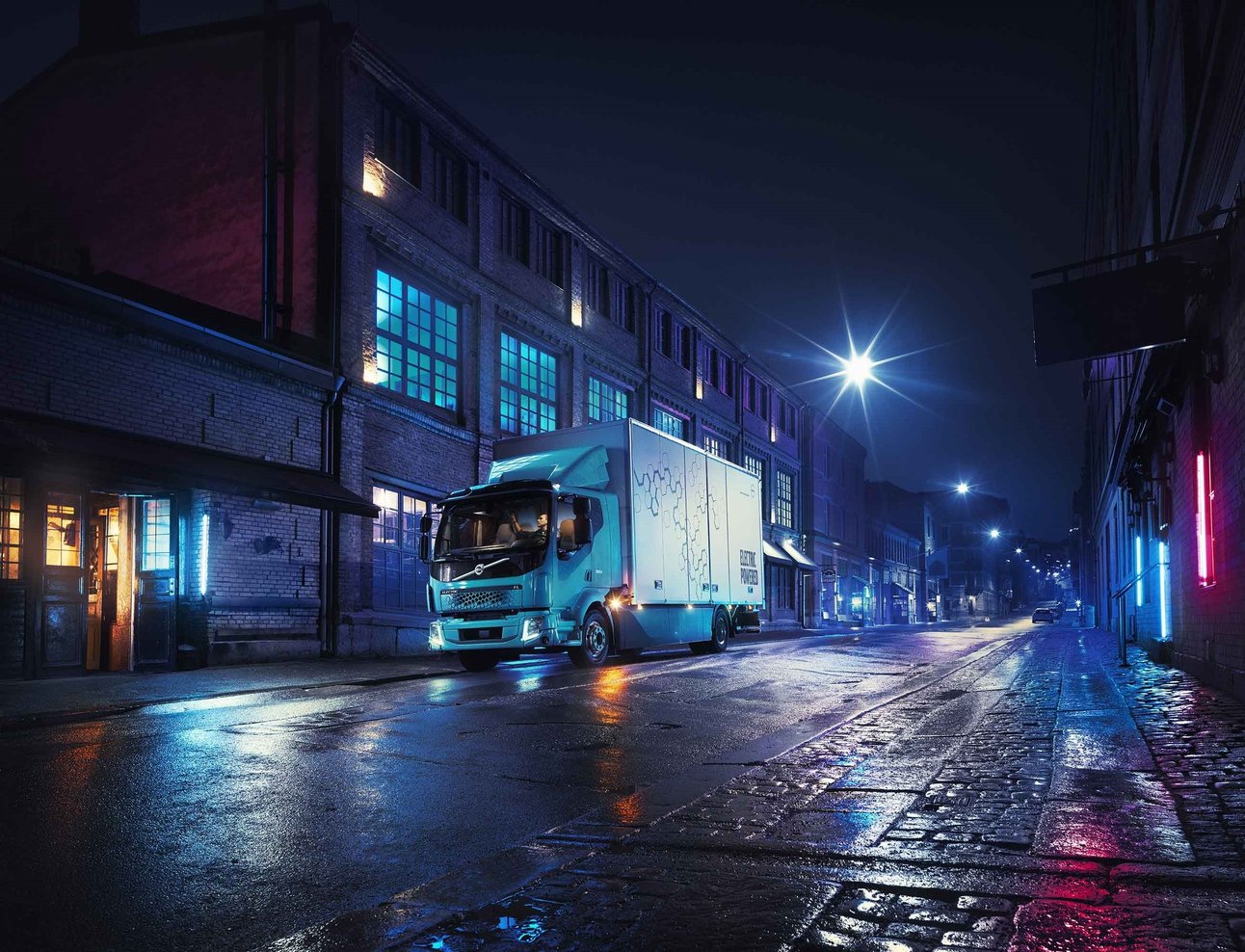 201841216249455_volvo-fl-electric.jpg
