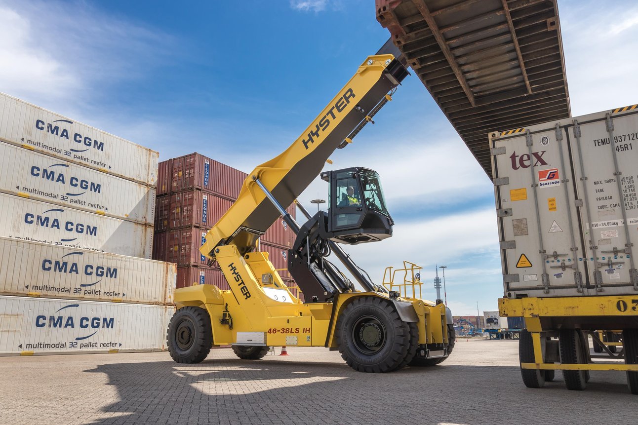 2018712134537319_foto-hyster-reachtstacker.jpg