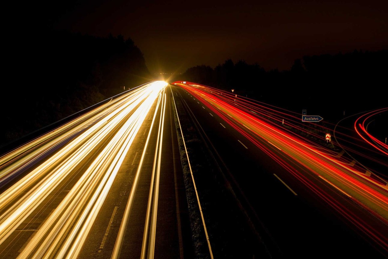 201910315513580_snelweg-nacht.jpg