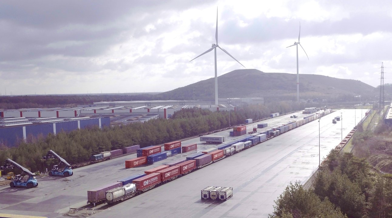 2019319144319944_rail-port-genk-h.essers.jpg