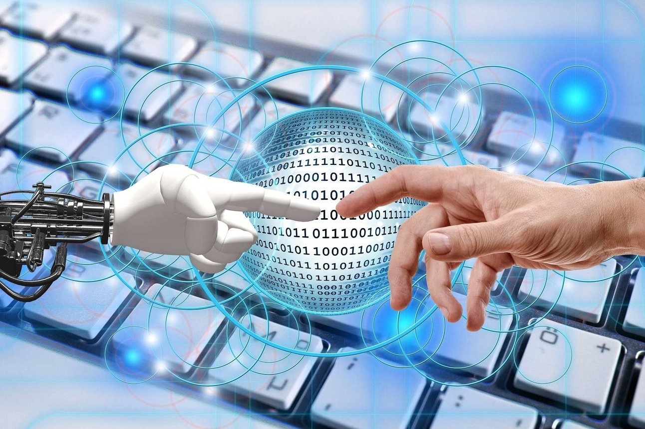 2019523131928295_hand-robot.jpg