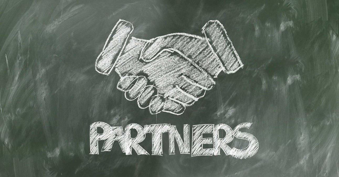 202013015559328_partners.jpg