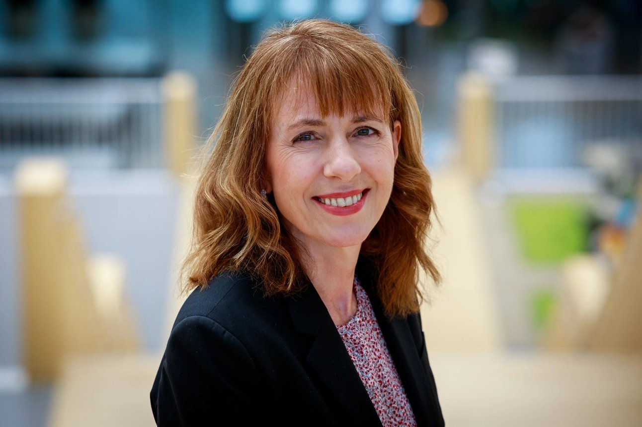 202061116357719_fedex-karen-reddington.jpg