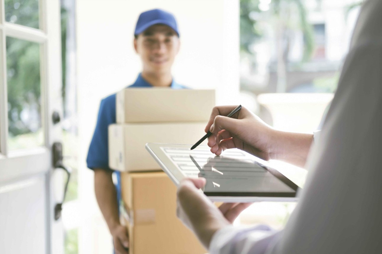 2020618153558135_home-delivery.jpg