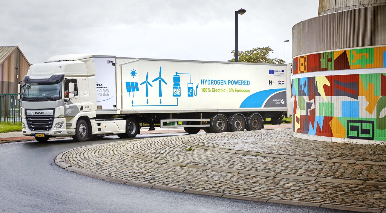 2021211152814865_foto-3-colruyt-waterstoftruck.jpg