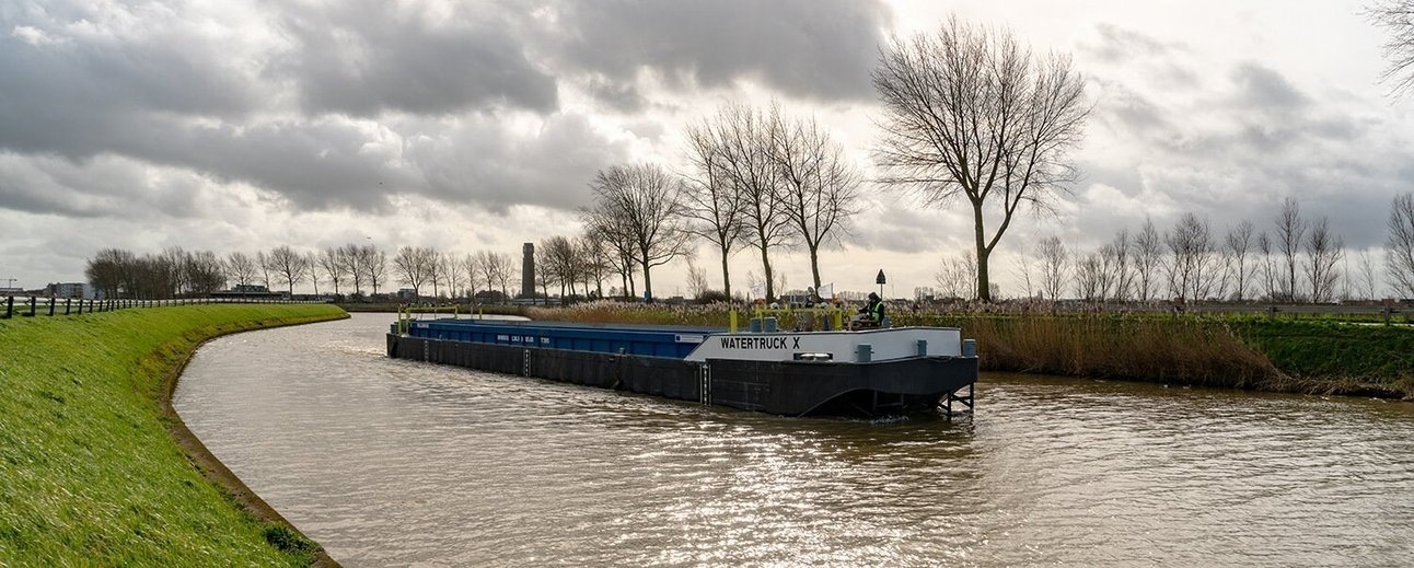 202135135238993_foto-2-watertruck.jpg