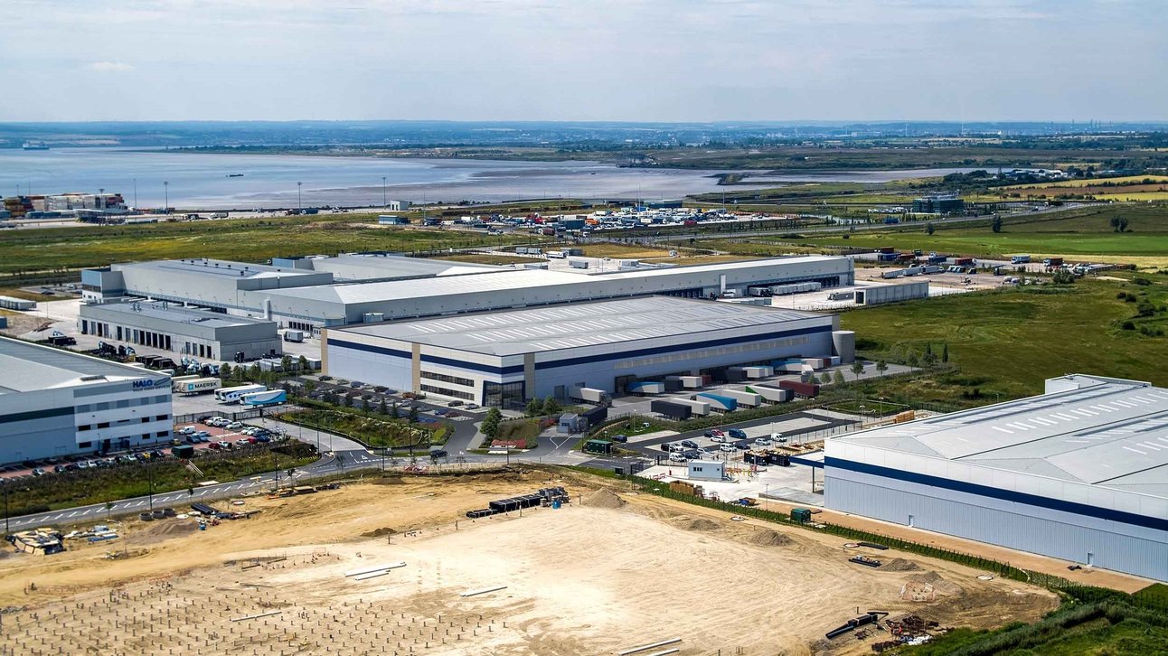 20213915826647_dp-world-london-gateway.jpg