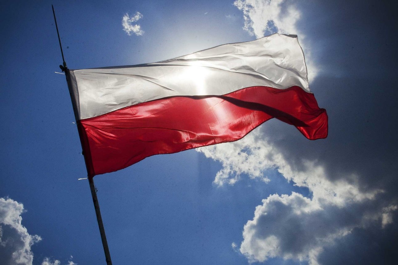 2021413151641118_hardis-poolse-vlag.jpg