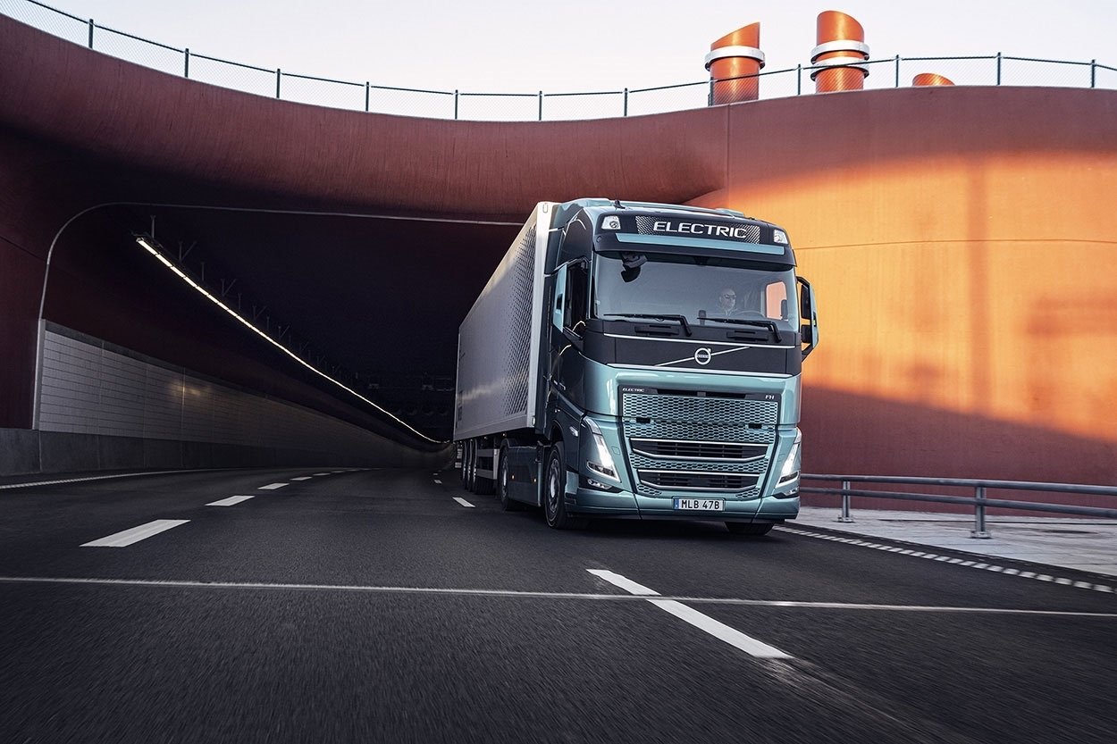 2021420155723427_volvo-electric-truck.jpg