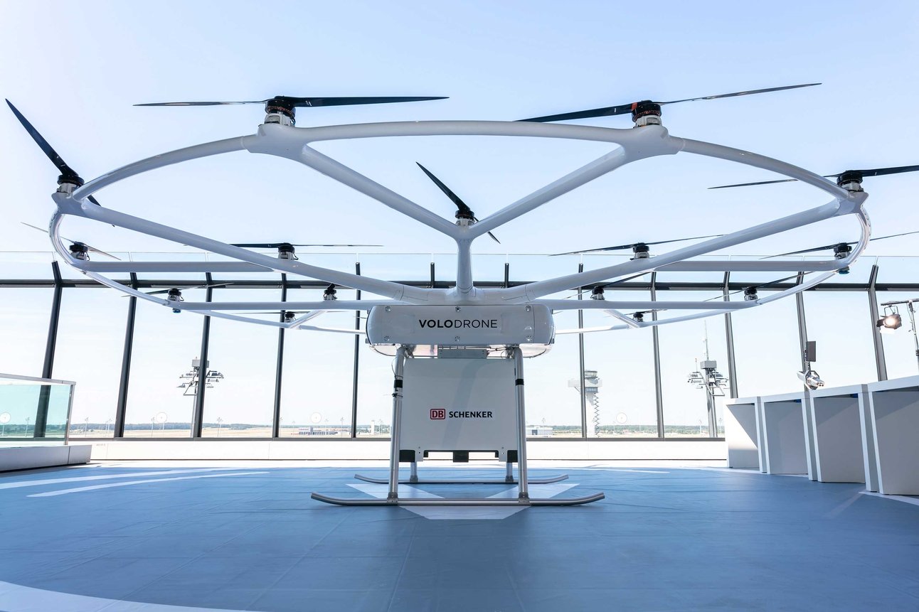 202162215836542_db-schenker-volodrone.jpg