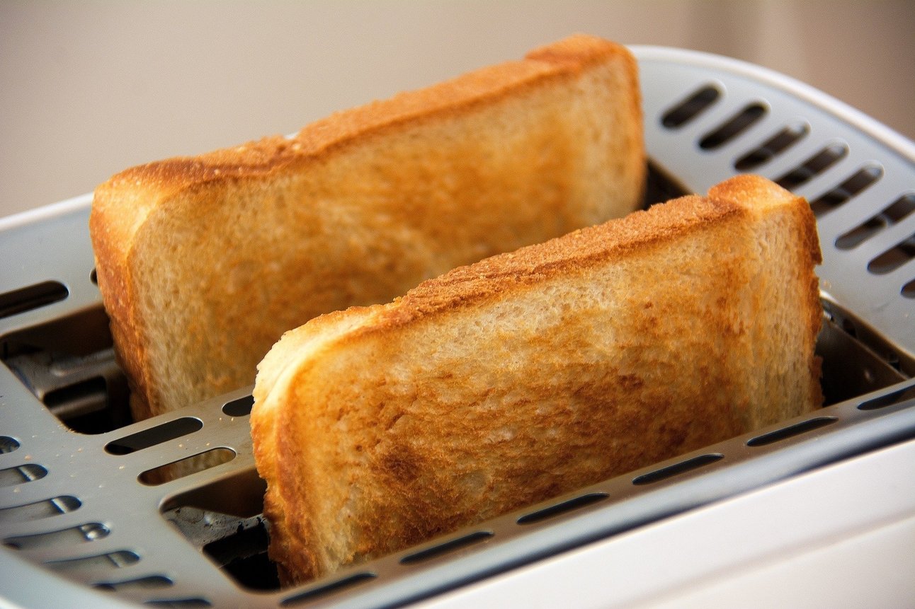 202221161634904_toast.jpg