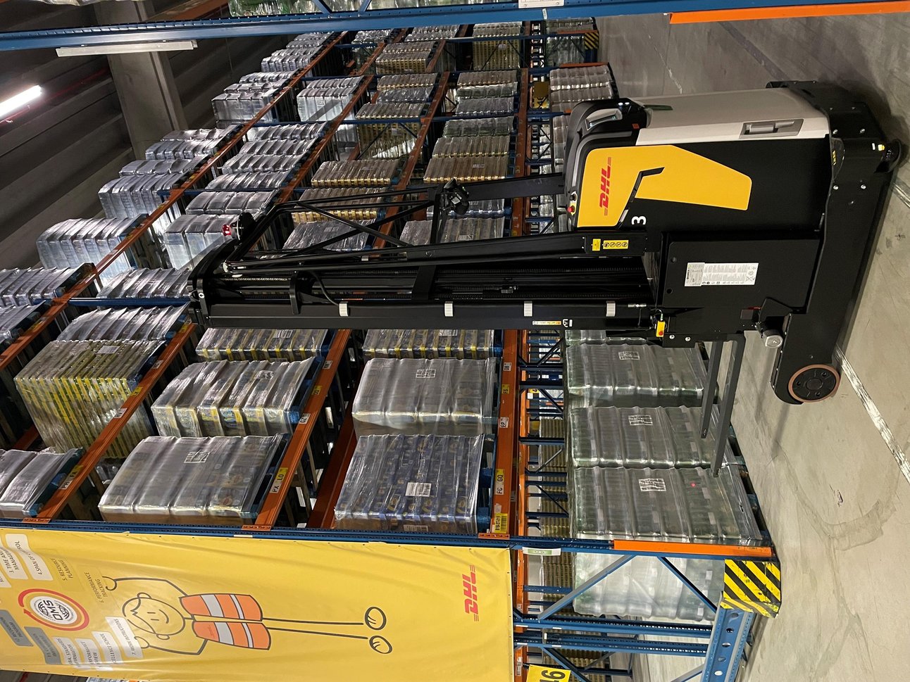 2022329164016213_dhl-autonome-heftruck.jpg