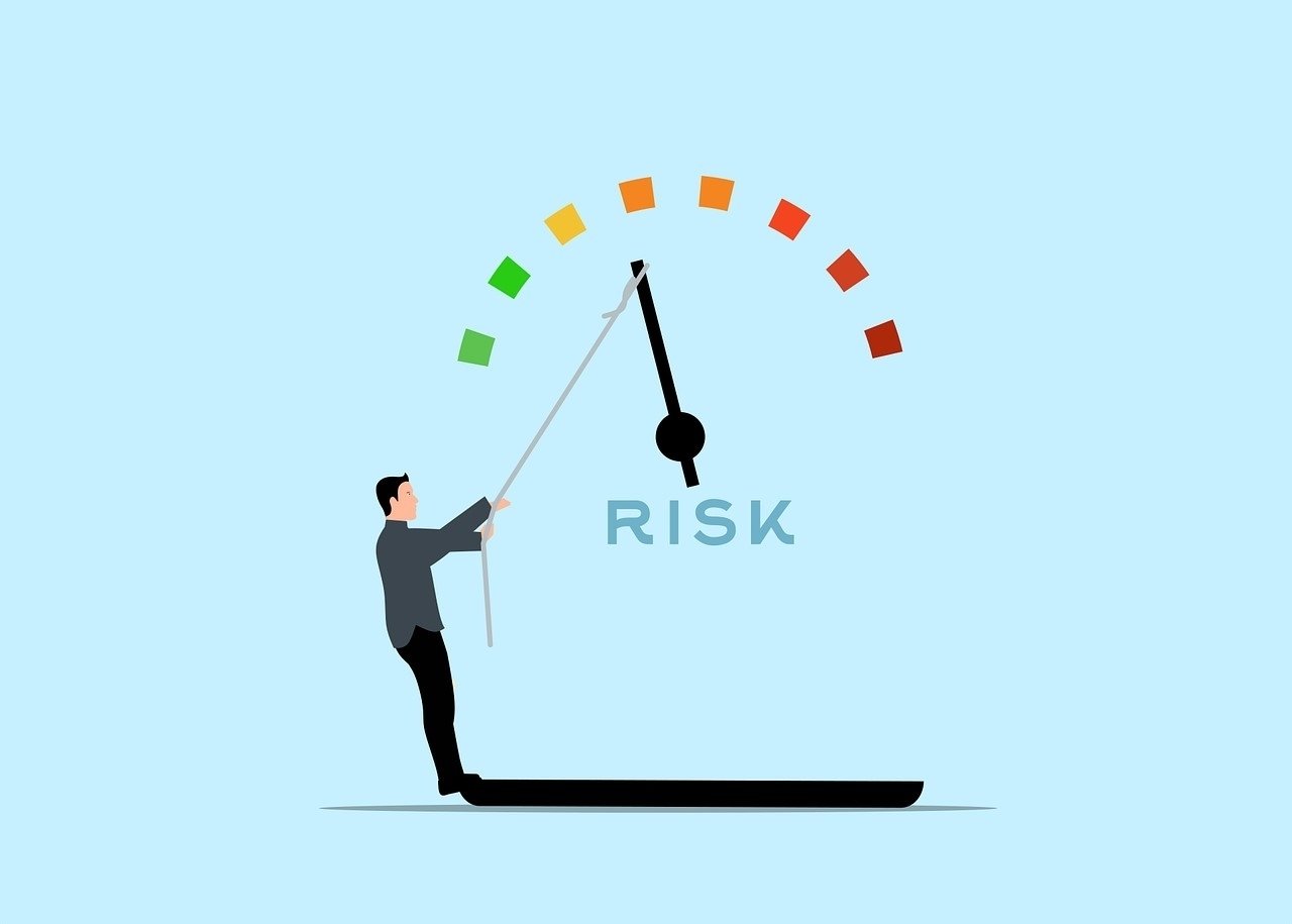 202327145714550_risk-management.jpg