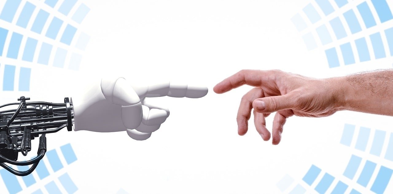 20236615010876_robot-hand.jpg