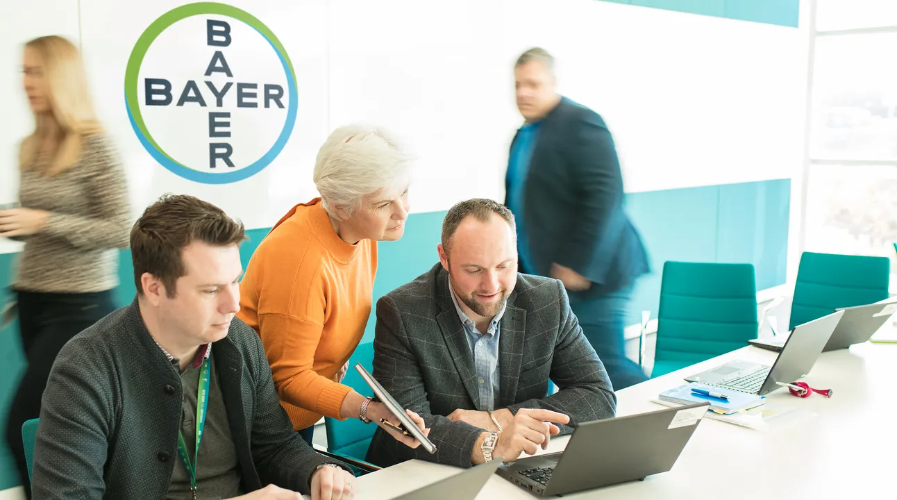 FOTO 3 Bayer