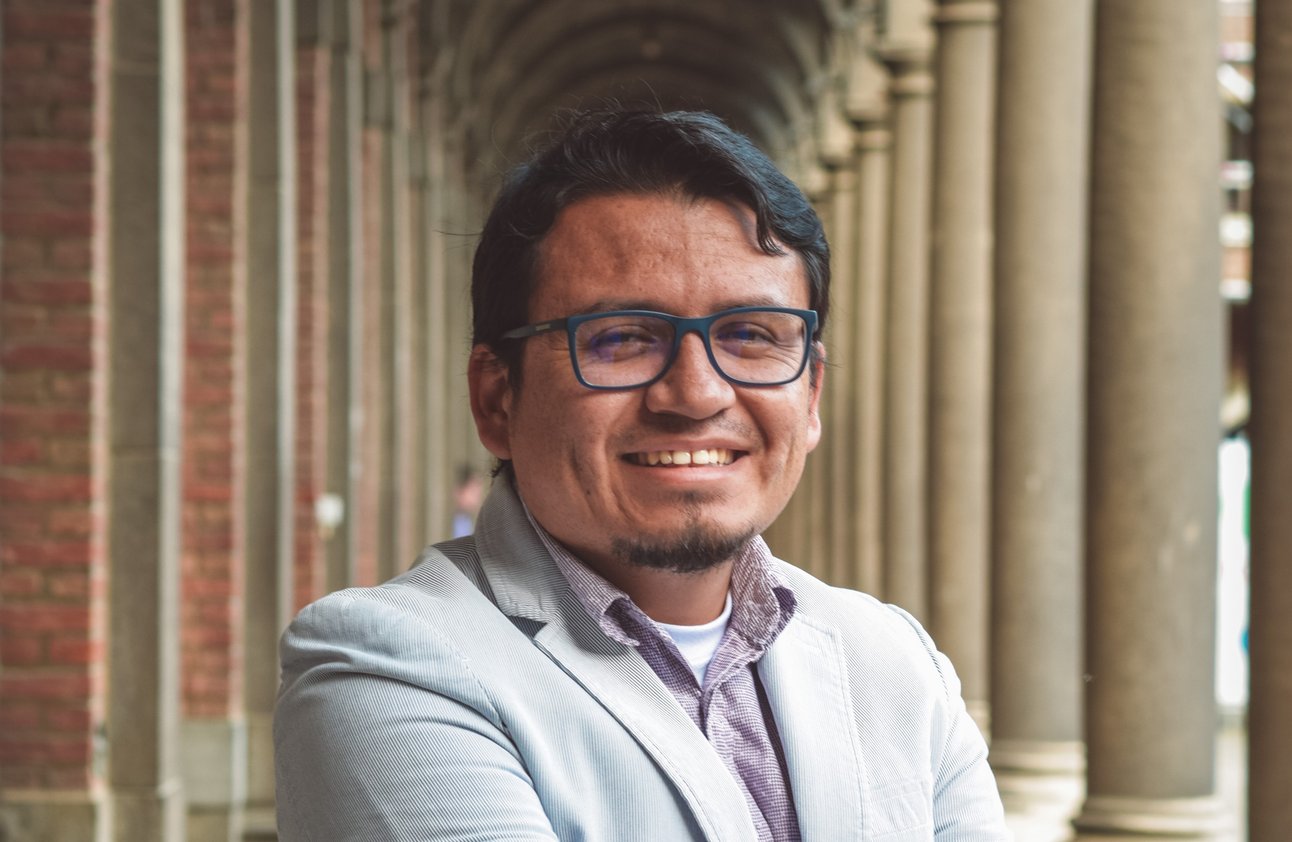 Mauricio Gamez b
