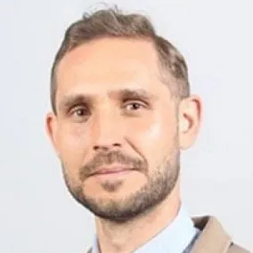 Stefan_Ruzu_Formation_eLogistics_abcal-284x300