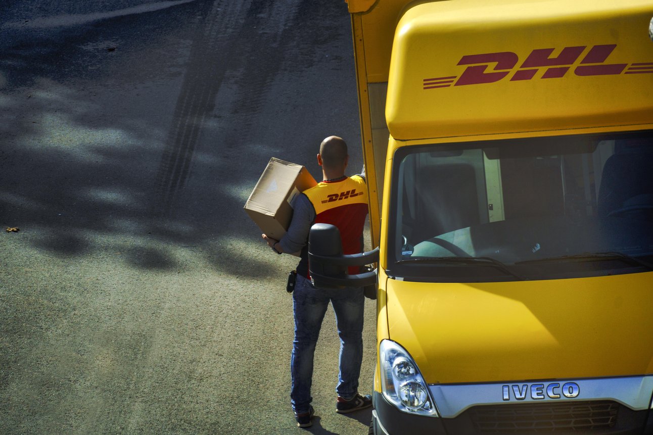 delivery-6711616